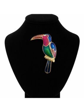 Vintage Enamel Toucan Brooch Gold Tone Tropical Bird